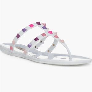 Valentino Garavani Rockstud
Jelly Flip Flop